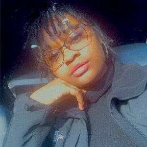 Meet your Posher, Sarai